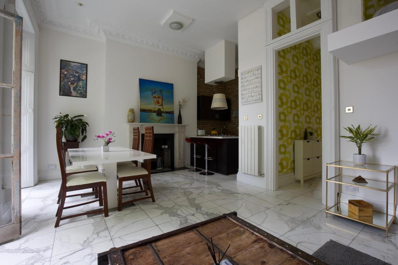 Large 2 Beds Flat Overlooking Clapham Common Park 伦敦 外观 照片